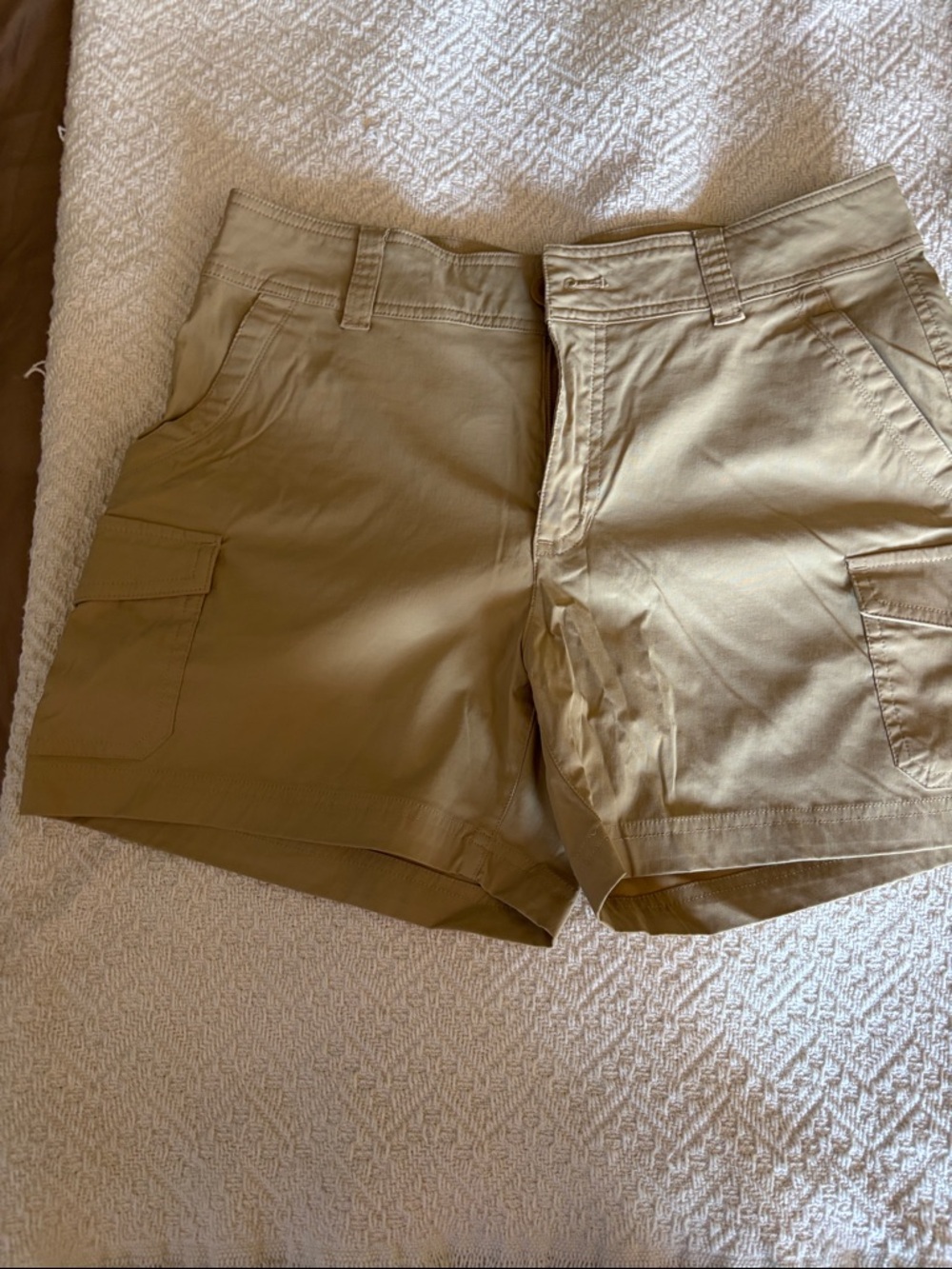 Eddie Bauer Tan Cargo Shorts - Women's Casual Utility